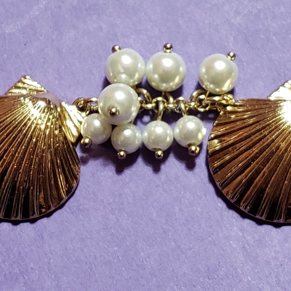 Shell and faux pearl sea-themed bracelet